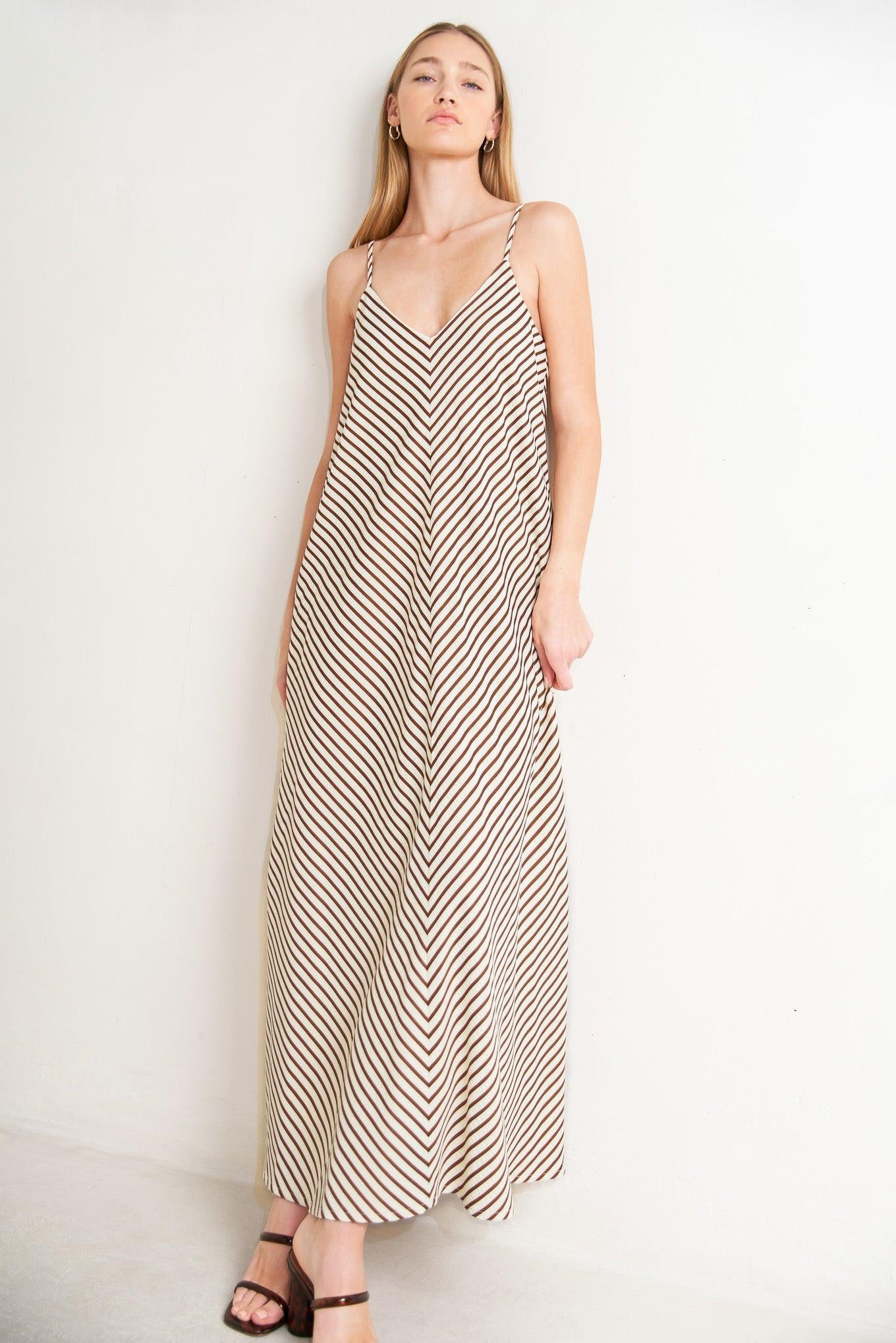 SEASIDE SILHOUETTE WOVEN MIDI DRESS - Glamourous Grace