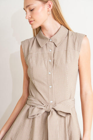 CAFE AU LAIT WOVEN MIDI DRESS - Glamourous Grace