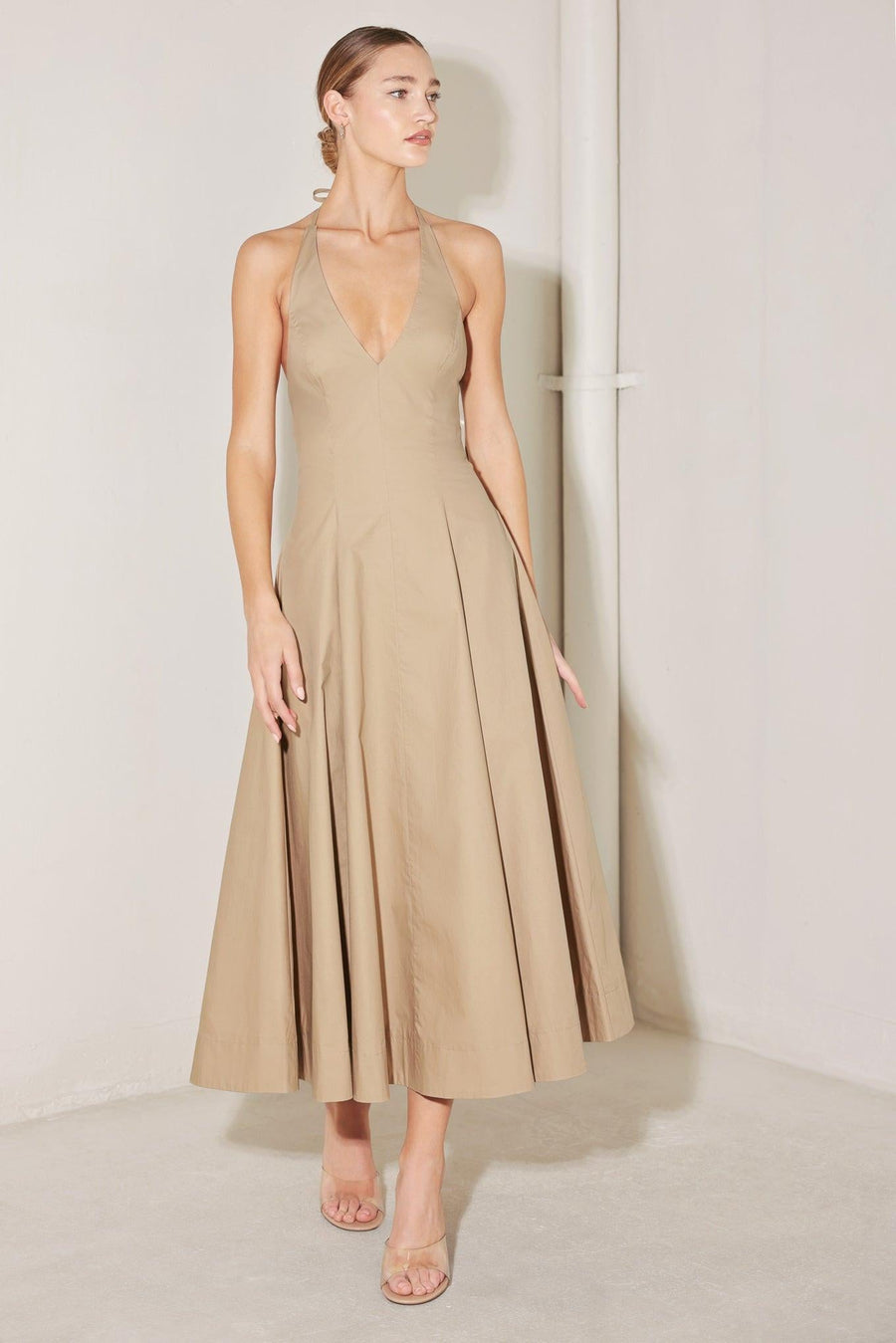 RESORT MAIN CHARACTER WOVEN MIDI DRESS - Glamourous Grace