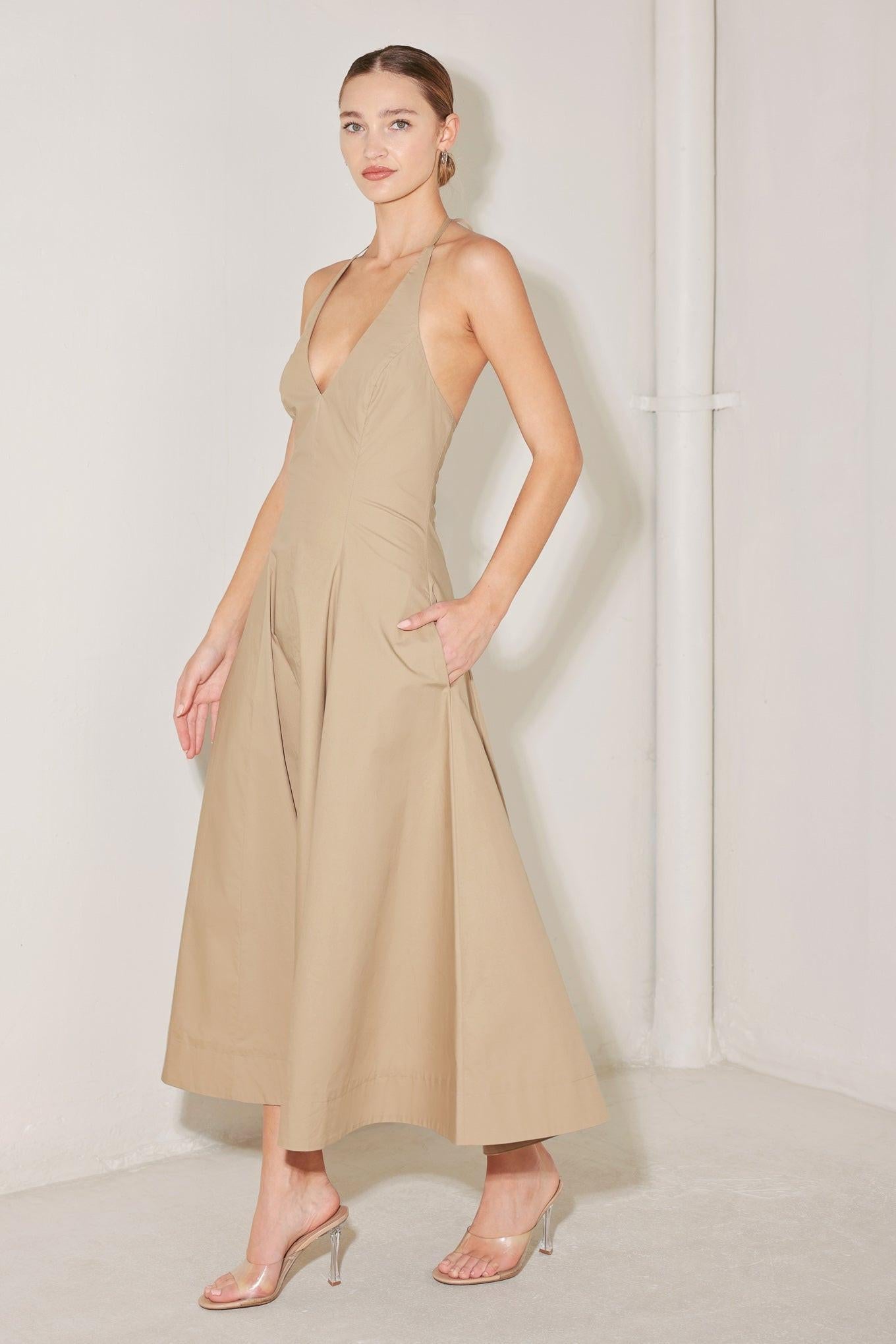 RESORT MAIN CHARACTER WOVEN MIDI DRESS - Glamourous Grace