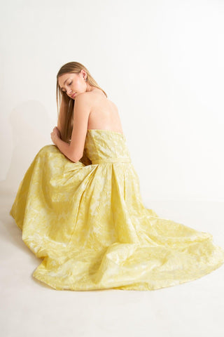 BUTTERCUP BLOOM WOVEN MIDI DRESS - Glamourous Grace