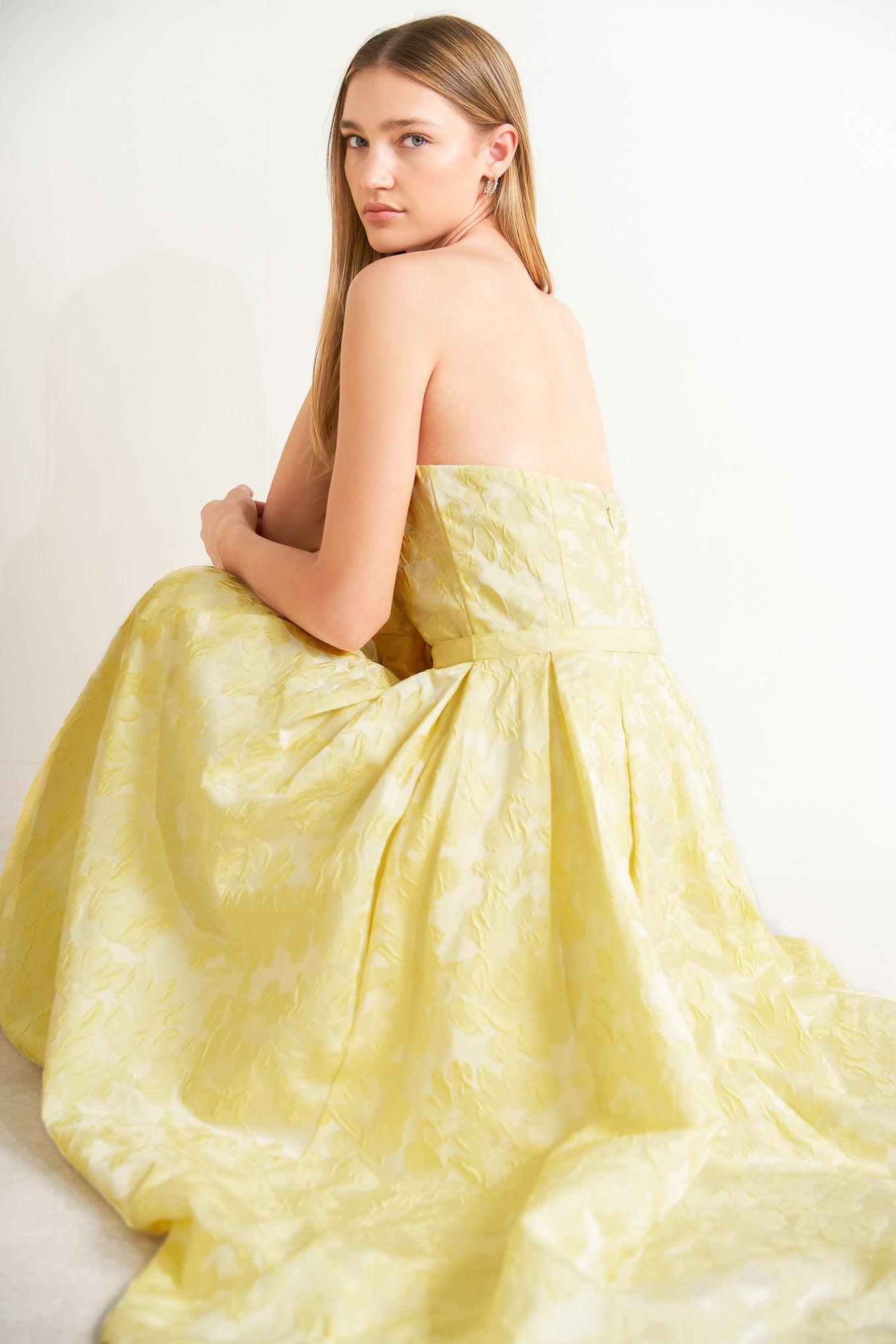 BUTTERCUP BLOOM WOVEN MIDI DRESS - Glamourous Grace