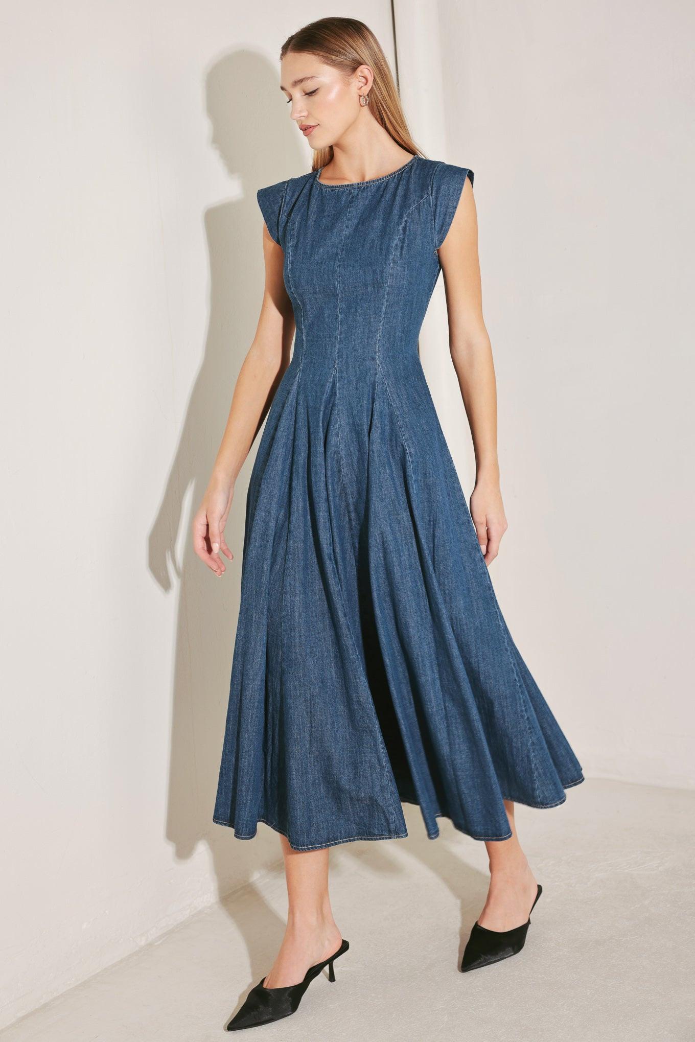 TIMELESS BLUE FORM DENIM MIDI DRESS - Glamourous Grace