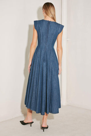 TIMELESS BLUE FORM DENIM MIDI DRESS - Glamourous Grace