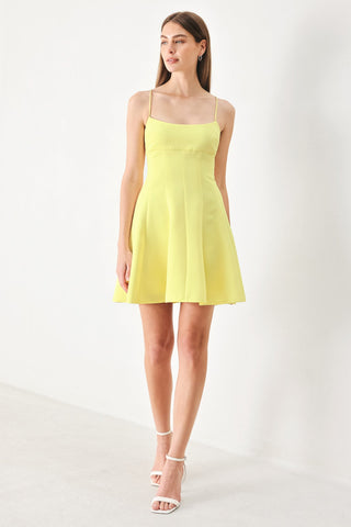 FRESH LINE WOVEN CAMI DRESS - Glamourous Grace