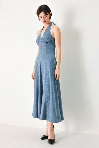 BLUE BLOSSOM DENIM MIDI DRESS - Glamourous Grace