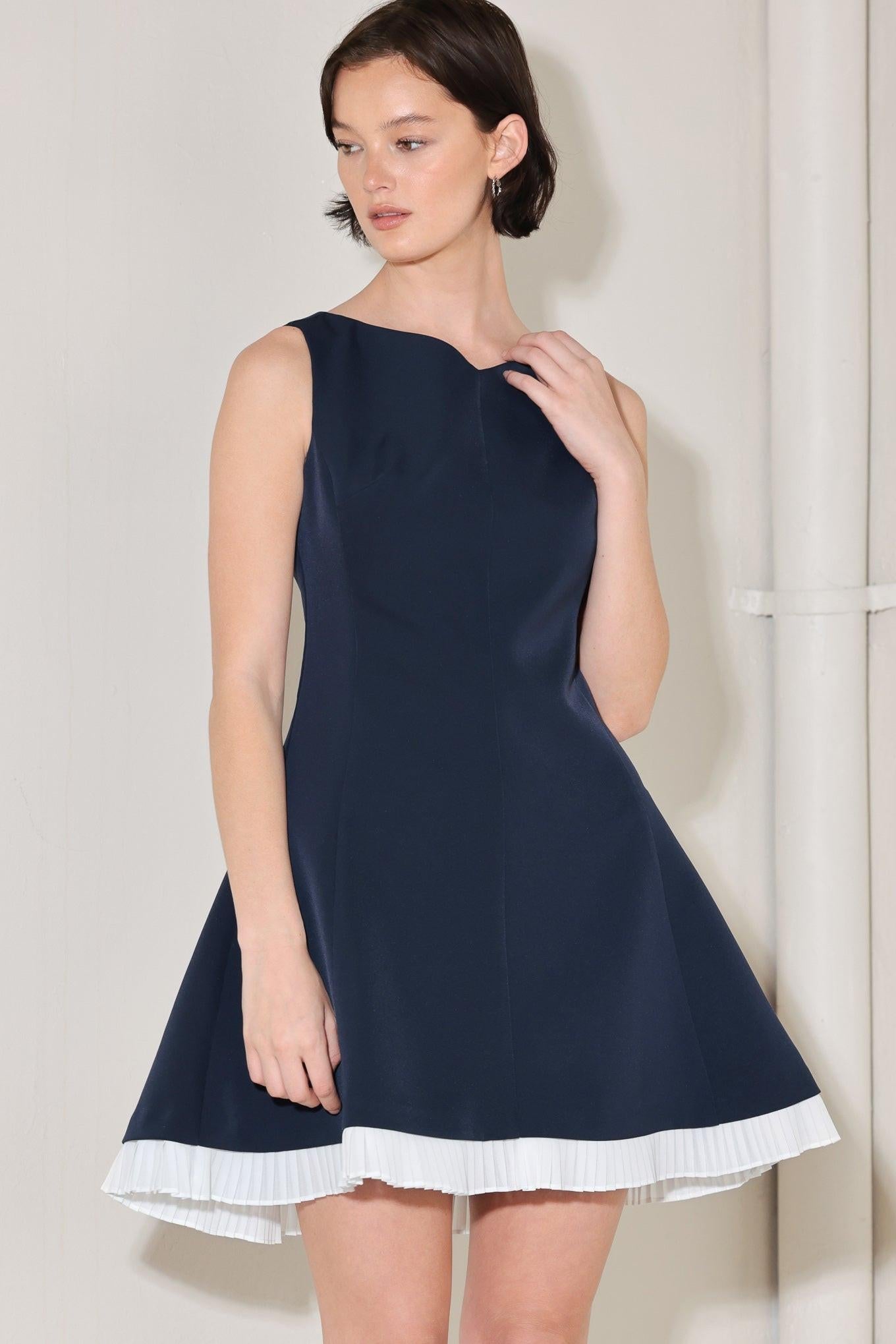 SWEET ESCAPE WOVEN MINI DRESS - Glamourous Grace
