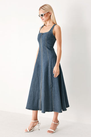 SHAPE OF BLUE DENIM MIDI DRESS - Glamourous Grace