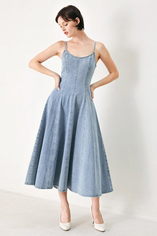 CLOUD NINETTE DENIM MIDI DRESS - Glamourous Grace