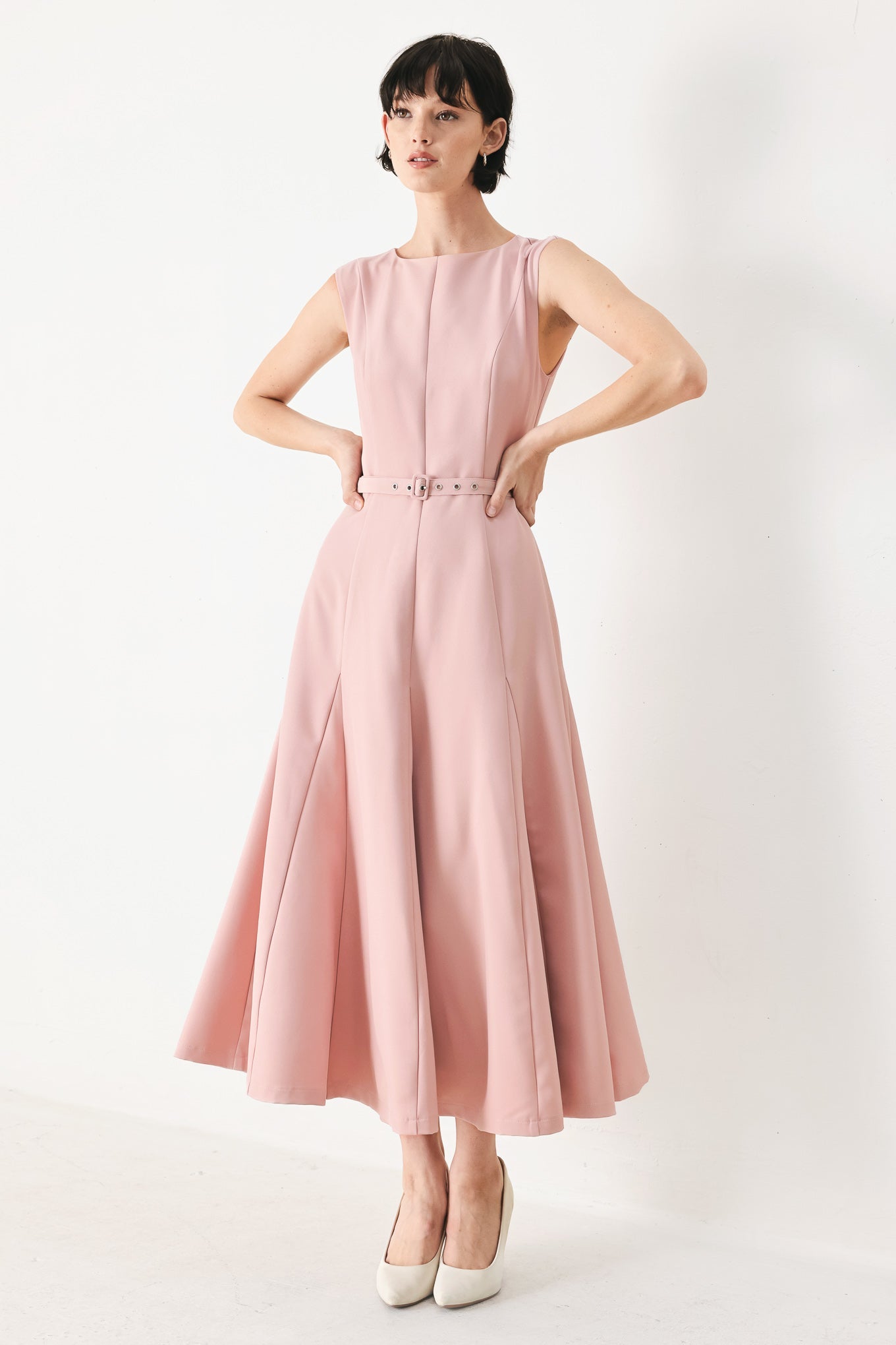 CALM AFTERGLOW BLUSH WOVEN MIDI DRESS - Glamourous Grace
