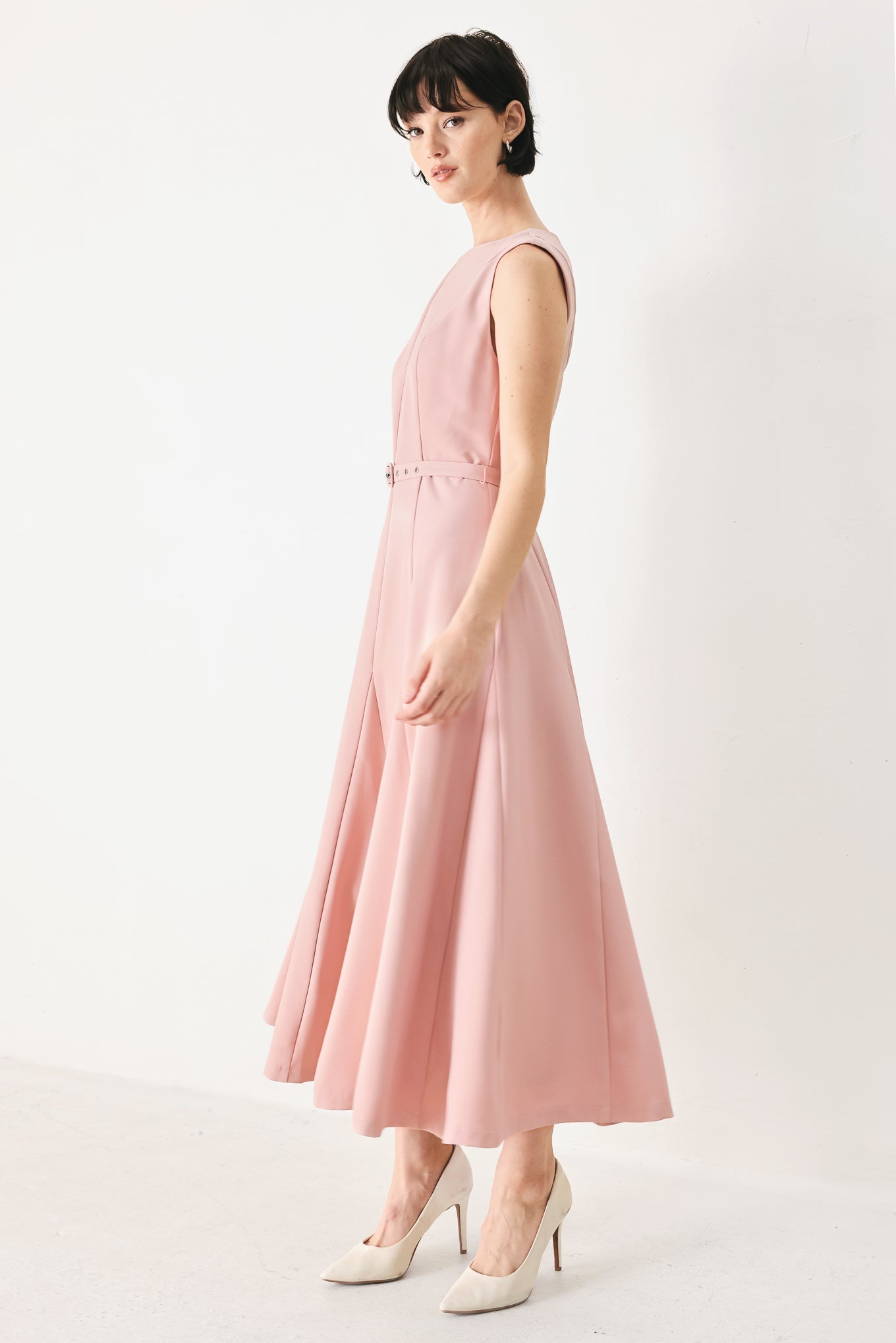 CALM AFTERGLOW BLUSH WOVEN MIDI DRESS - Glamourous Grace
