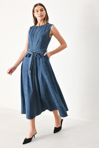 INDIGO SILHOUETTE DENIM MIDI DRESS - Glamourous Grace