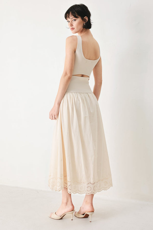 DAYDREAM THREAD MIDI DRESS - Glamourous Grace