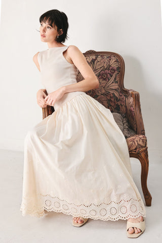 DAYDREAM THREAD MIDI DRESS - Glamourous Grace
