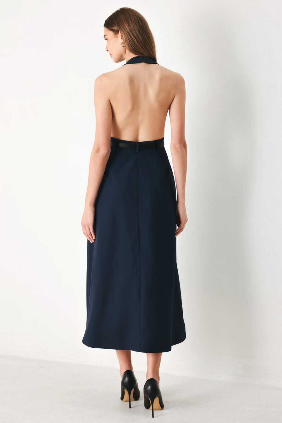 MIDNIGHT FORM WOVEN MIDI DRESS - Glamourous Grace