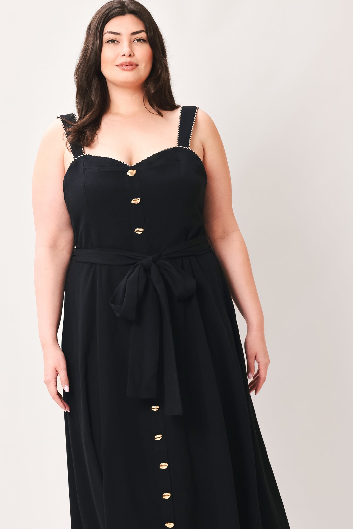 LOVELY NOIR WOVEN MIDI DRESS - Glamourous Grace