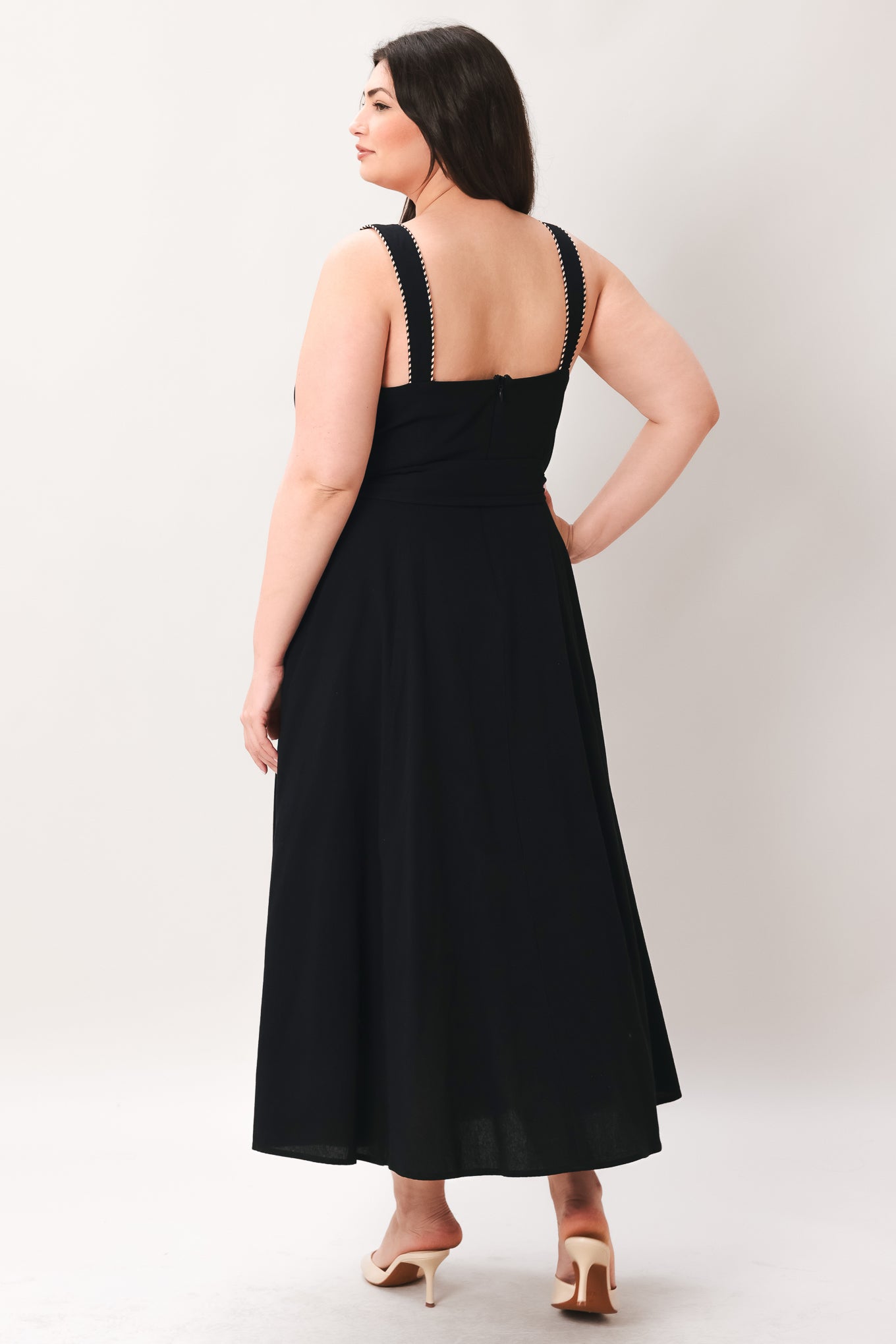 LOVELY NOIR WOVEN MIDI DRESS - Glamourous Grace