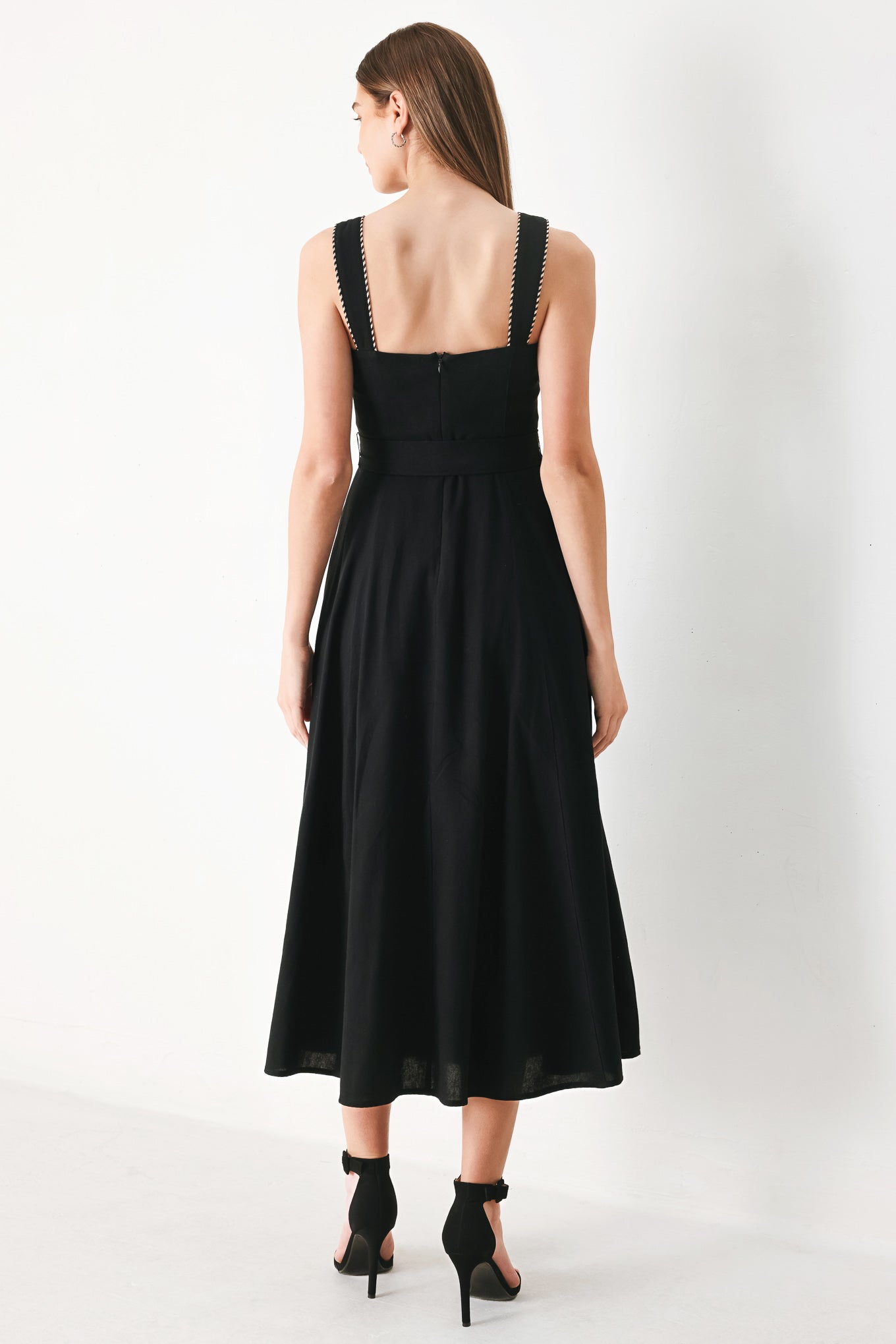 LOVELY NOIR WOVEN MIDI DRESS - Glamourous Grace