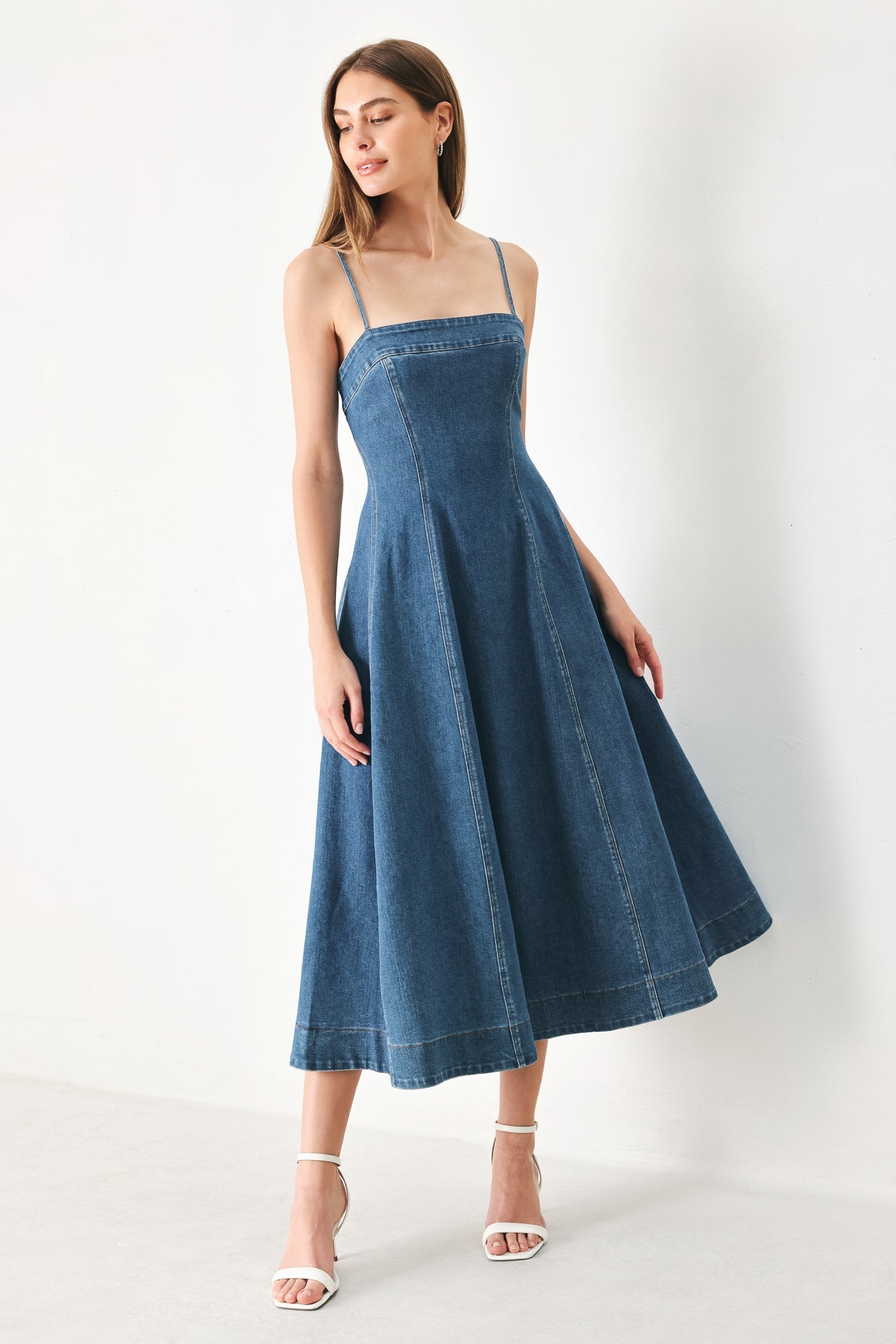 SUMMER INDIGO DENIM MIDI DRESS - Glamourous Grace