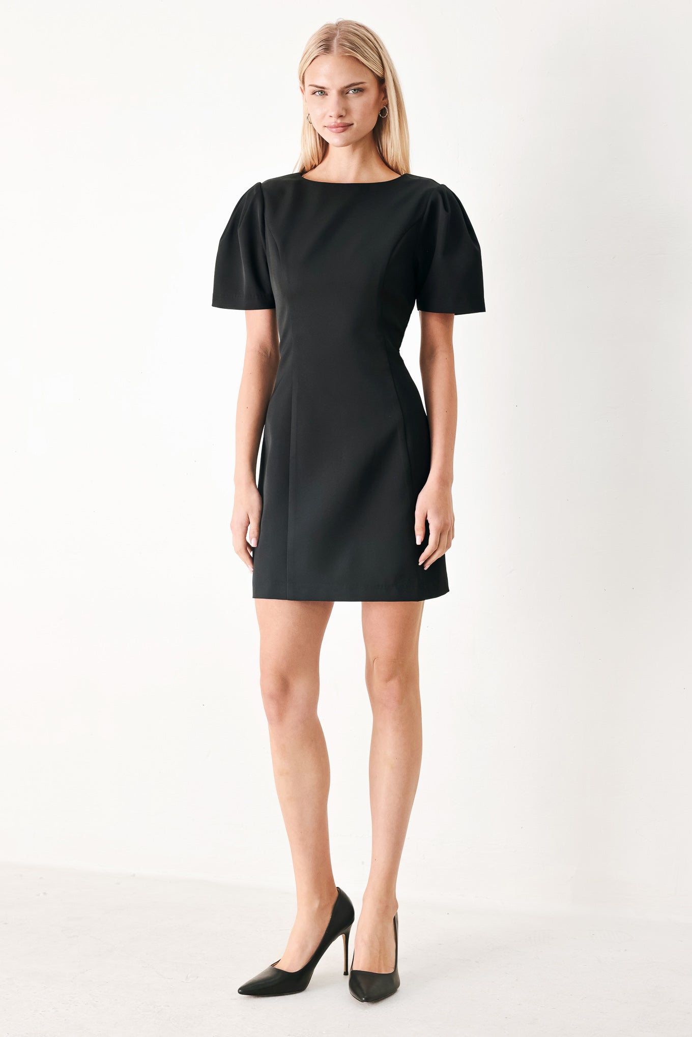 BLACK MIDNIGHT WOVEN MINI DRESS - Glamourous Grace
