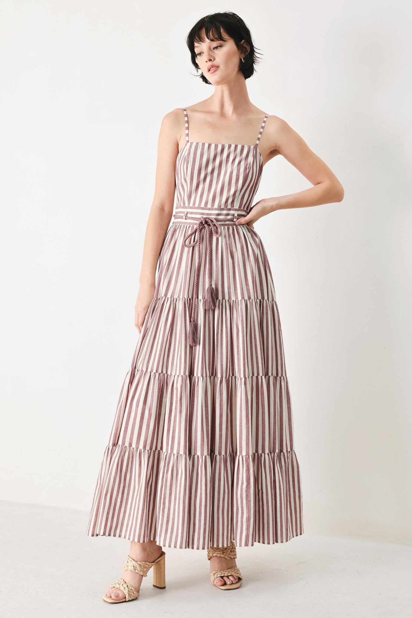 ROSY BREEZE WOVEN ANKLE DRESS - Glamourous Grace