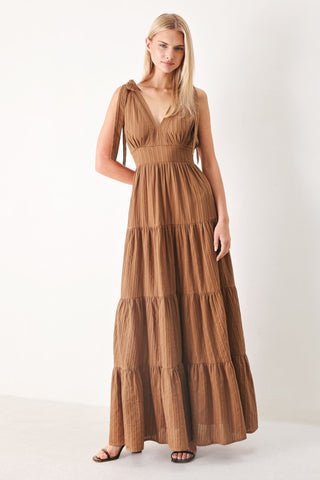 CALM BEAUTY WOVEN MAXI DRESS - Glamourous Grace