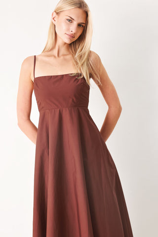 QUIET LUXE WOVEN MIDI DRESS - Glamourous Grace