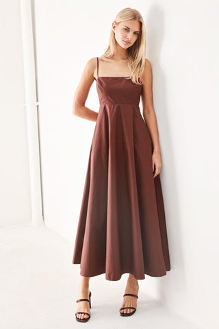 QUIET LUXE WOVEN MIDI DRESS - Glamourous Grace