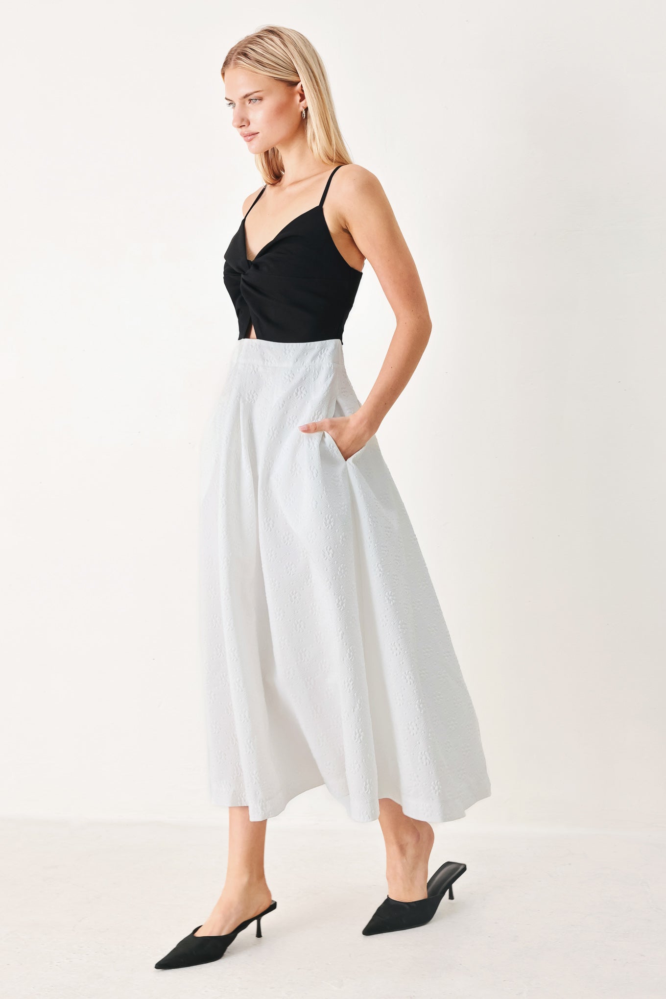 MODERN CONTRAST MIDI DRESS - Glamourous Grace