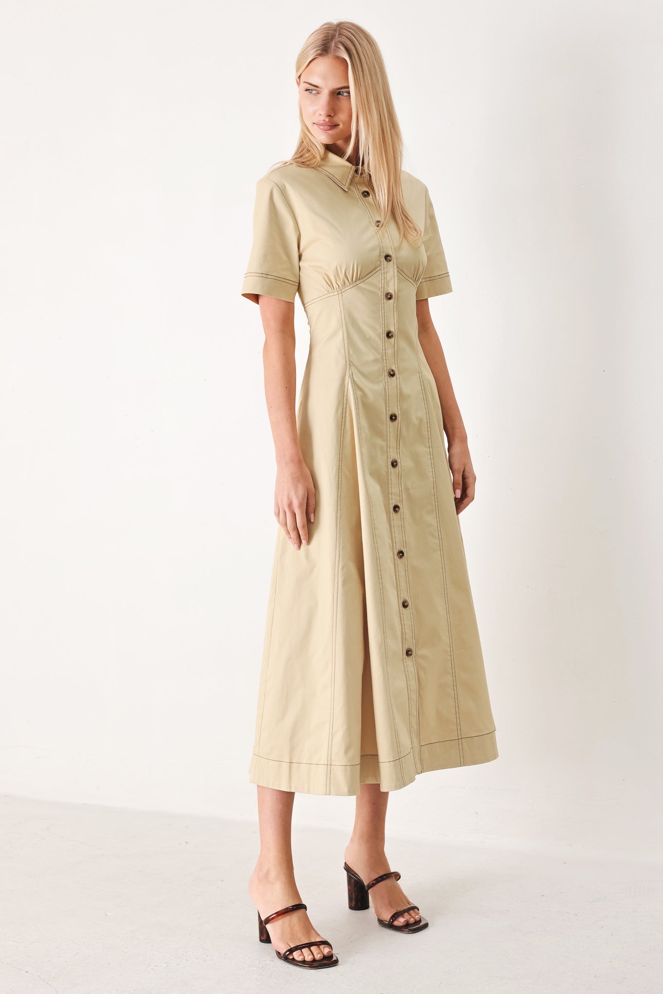 TREND ICON WOVEN MIDI DRESS - Glamourous Grace