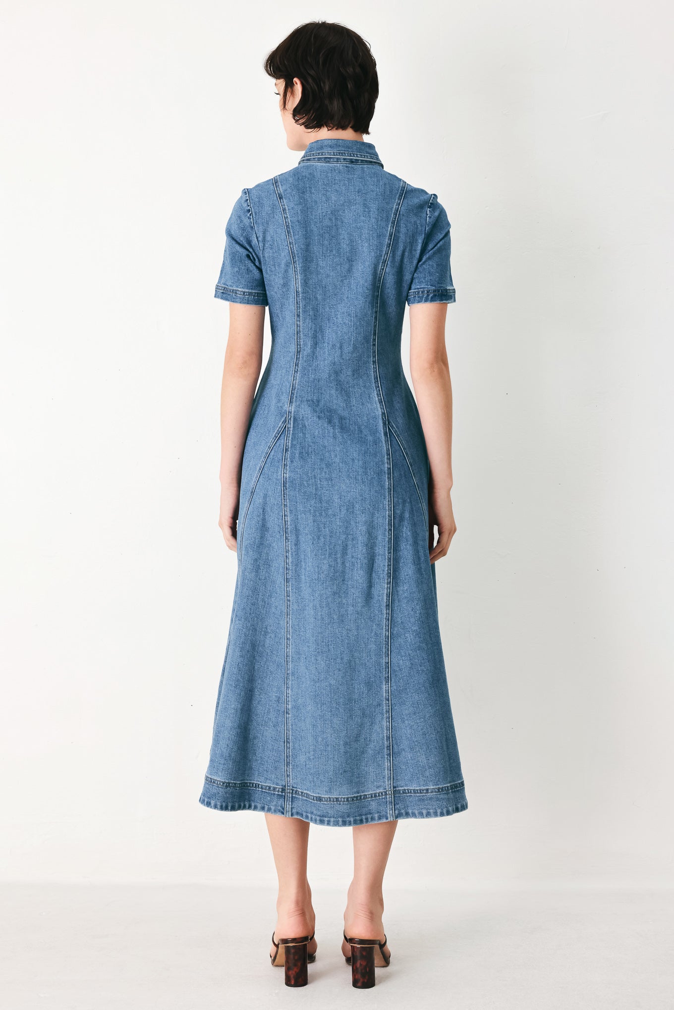 VINTAGE SKY DENIM MIDI SHIRT DRESS - Glamourous Grace