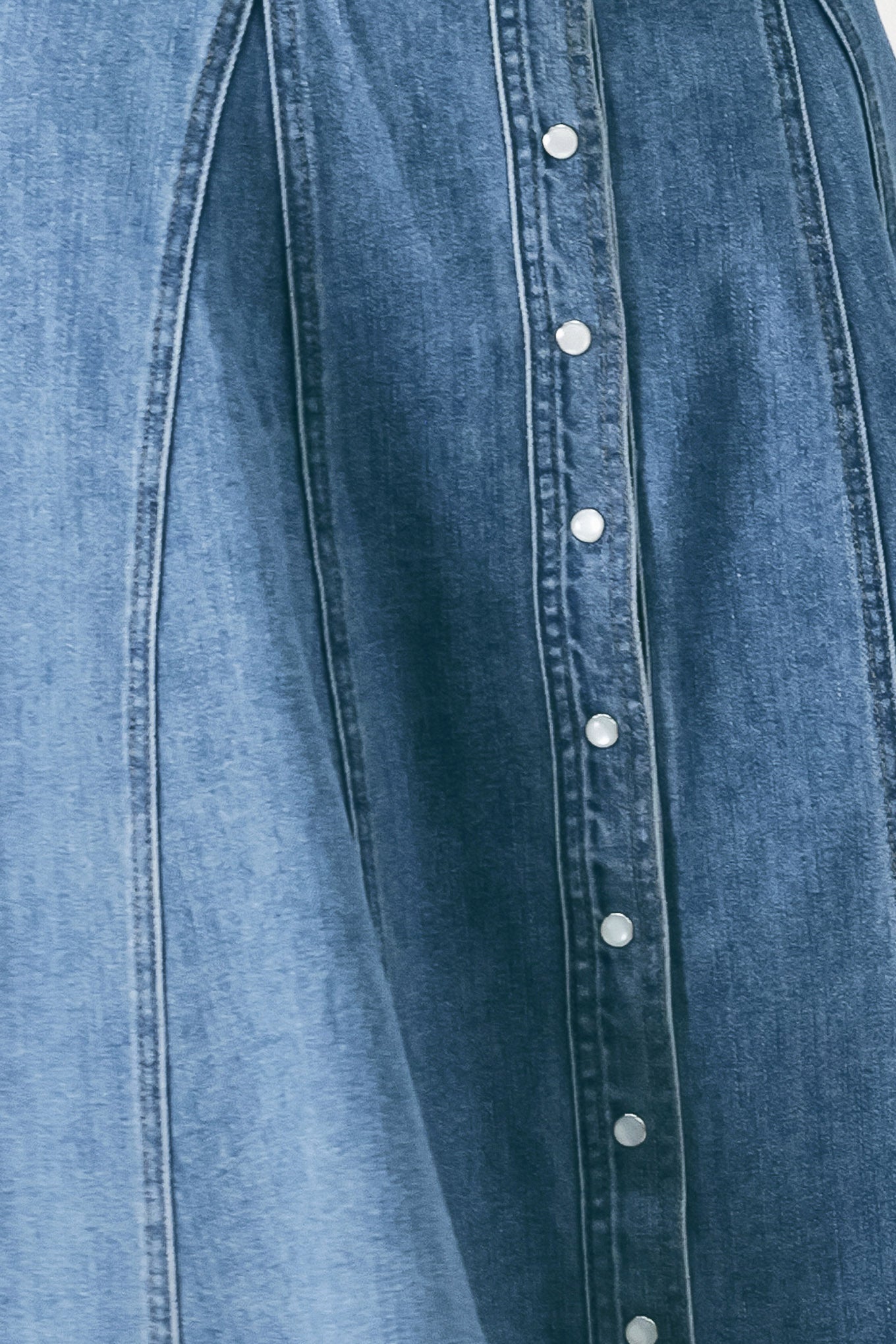 VINTAGE SKY DENIM MIDI SHIRT DRESS - Glamourous Grace