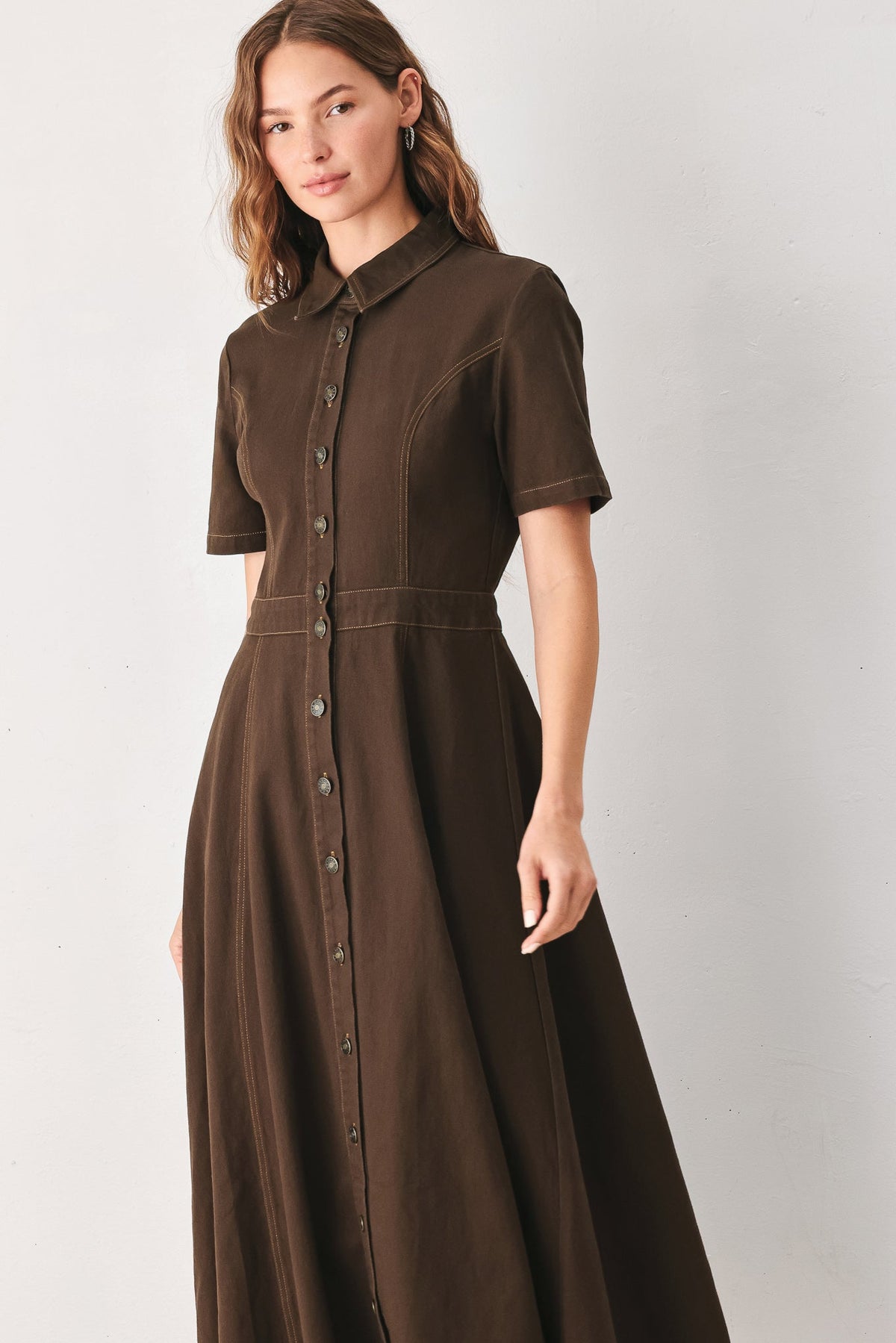 BARK BROWN VINTAGE WOVEN MIDI DRESS - Glamourous Grace