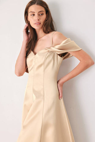 CHAMPAGNE ROMANCE CHAMPAGNE PINK OFF-SHOULDER MIDI DRESS