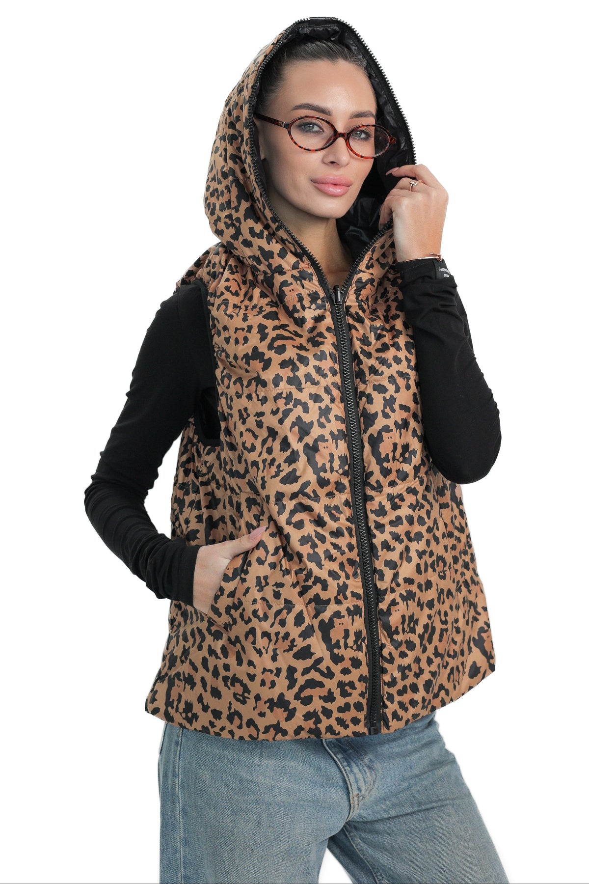 Reversible Light Insulated Vest Black | Leo