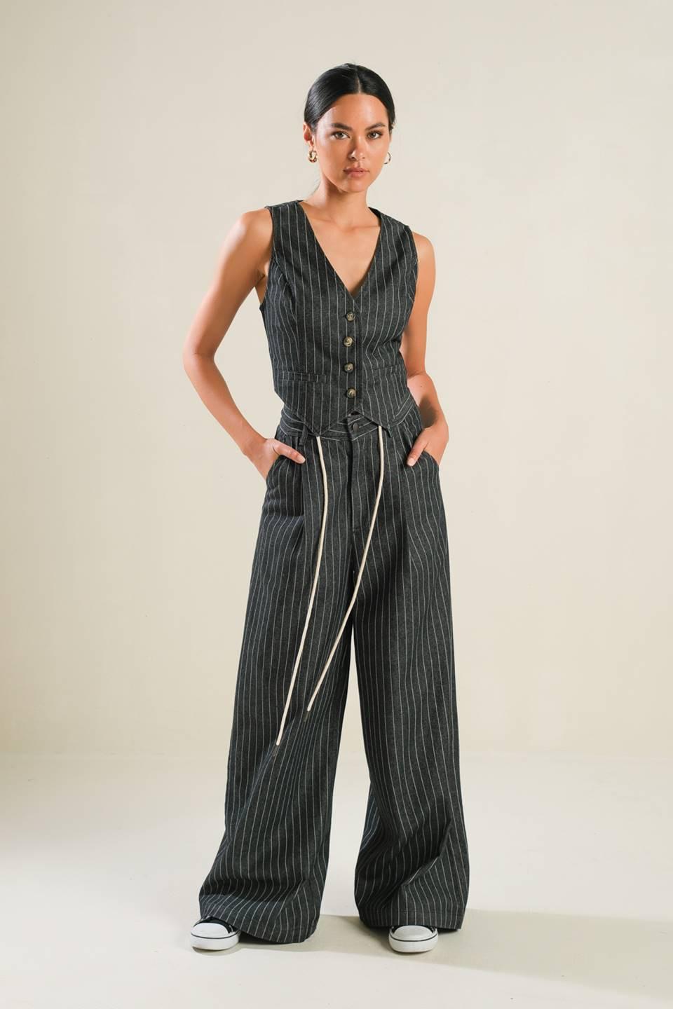 HAZY DAYS DENIM VEST - Glamourous Grace