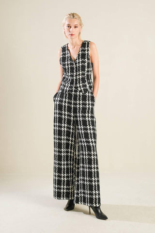 WHEN I'M WITH YOU TWEED VEST - Glamourous Grace
