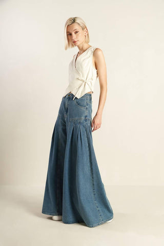 WATCHING THE WIND WOVEN VEST - Glamourous Grace