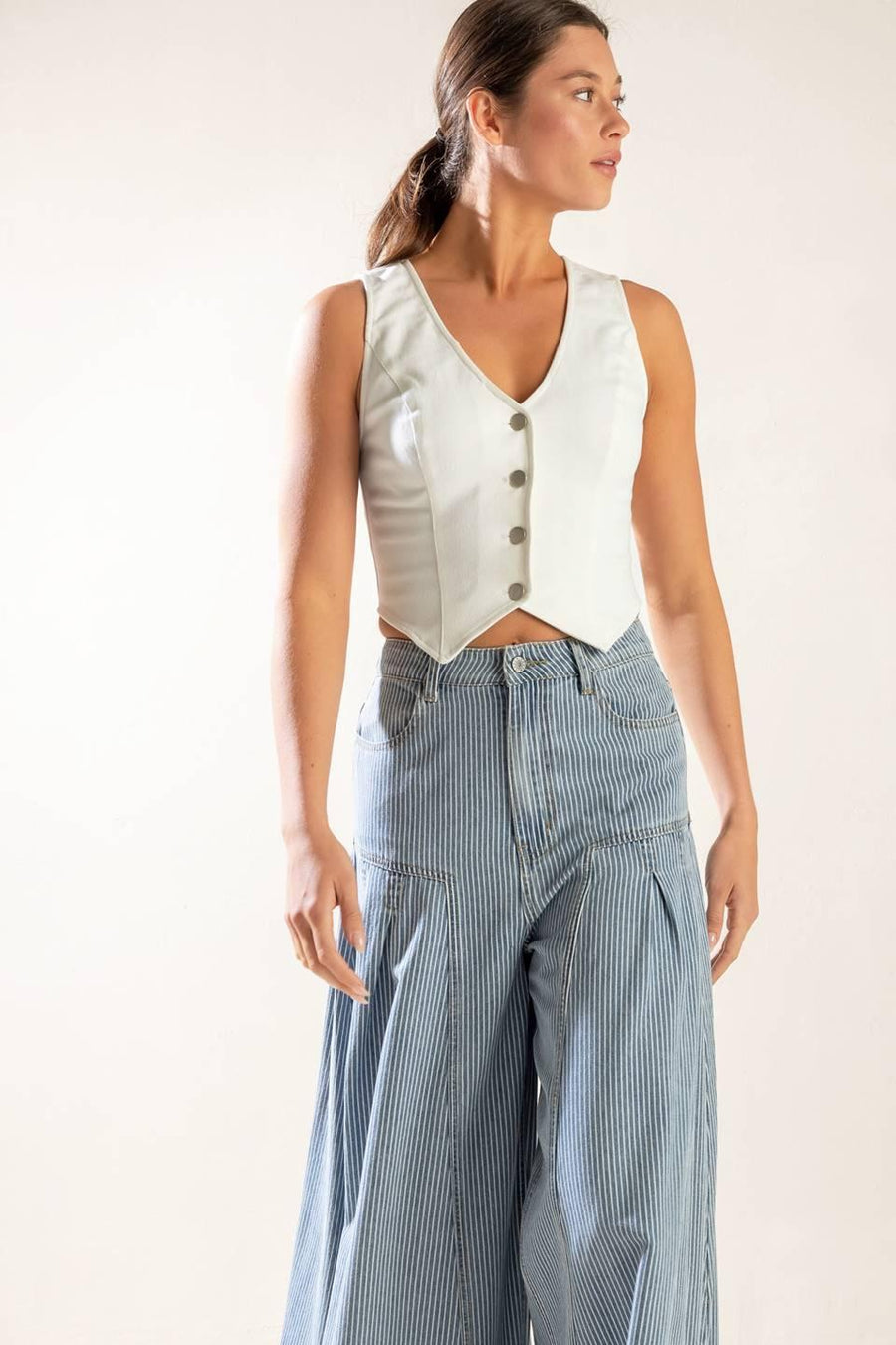 THE LILY'S SECRET DENIM VEST - Glamourous Grace