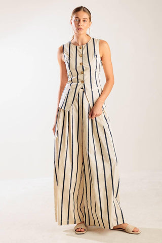 HERE AND NOW WOVEN VEST - Glamourous Grace