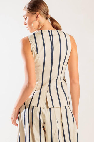 HERE AND NOW WOVEN VEST - Glamourous Grace