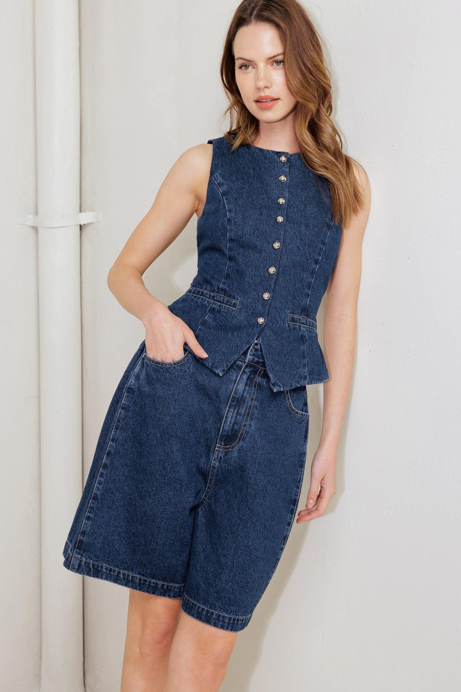 COFFEE PETAL DENIM VEST - Glamourous Grace