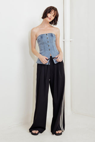 STITCHED SILHOUETTE DENIM TOP - Glamourous Grace