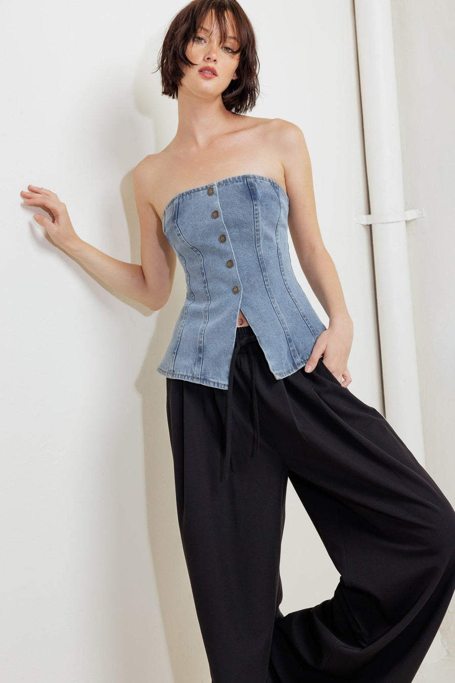 STITCHED SILHOUETTE DENIM TOP - Glamourous Grace