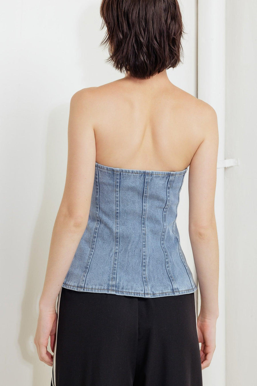 STITCHED SILHOUETTE DENIM TOP - Glamourous Grace