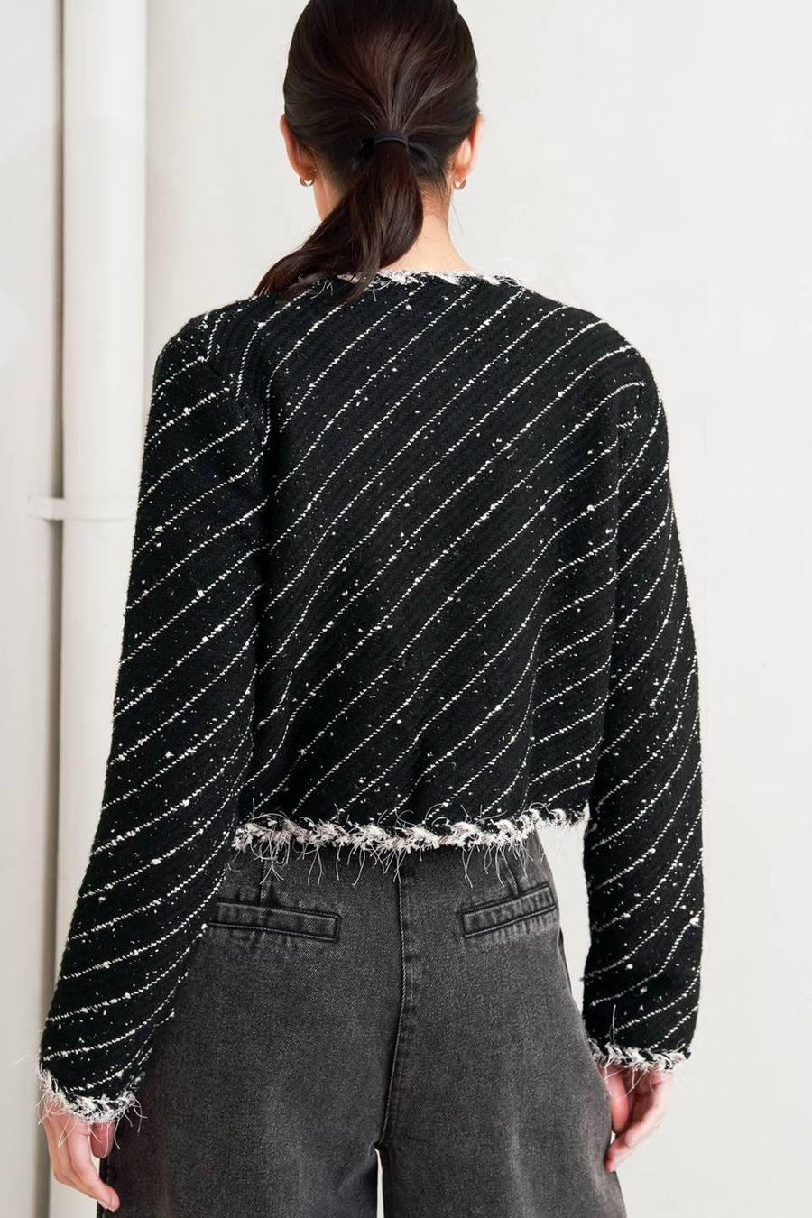 NOIR LINEAR SWEATER KNIT JACKET - Glamourous Grace
