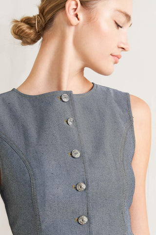 CONFIDENTLY COOL TAILORED WOVEN VEST - Glamourous Grace