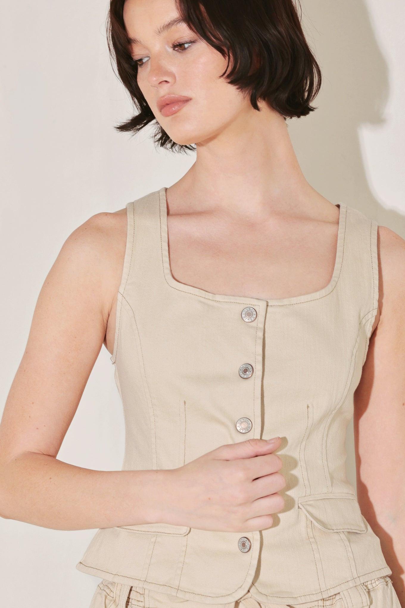 DAYLIGHT GROOVE WOVEN VEST - Glamourous Grace