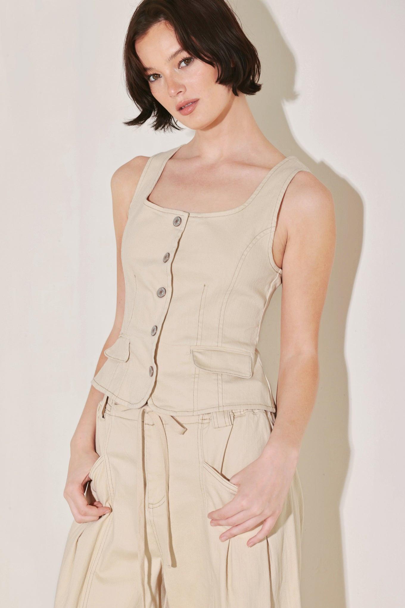 DAYLIGHT GROOVE WOVEN VEST - Glamourous Grace