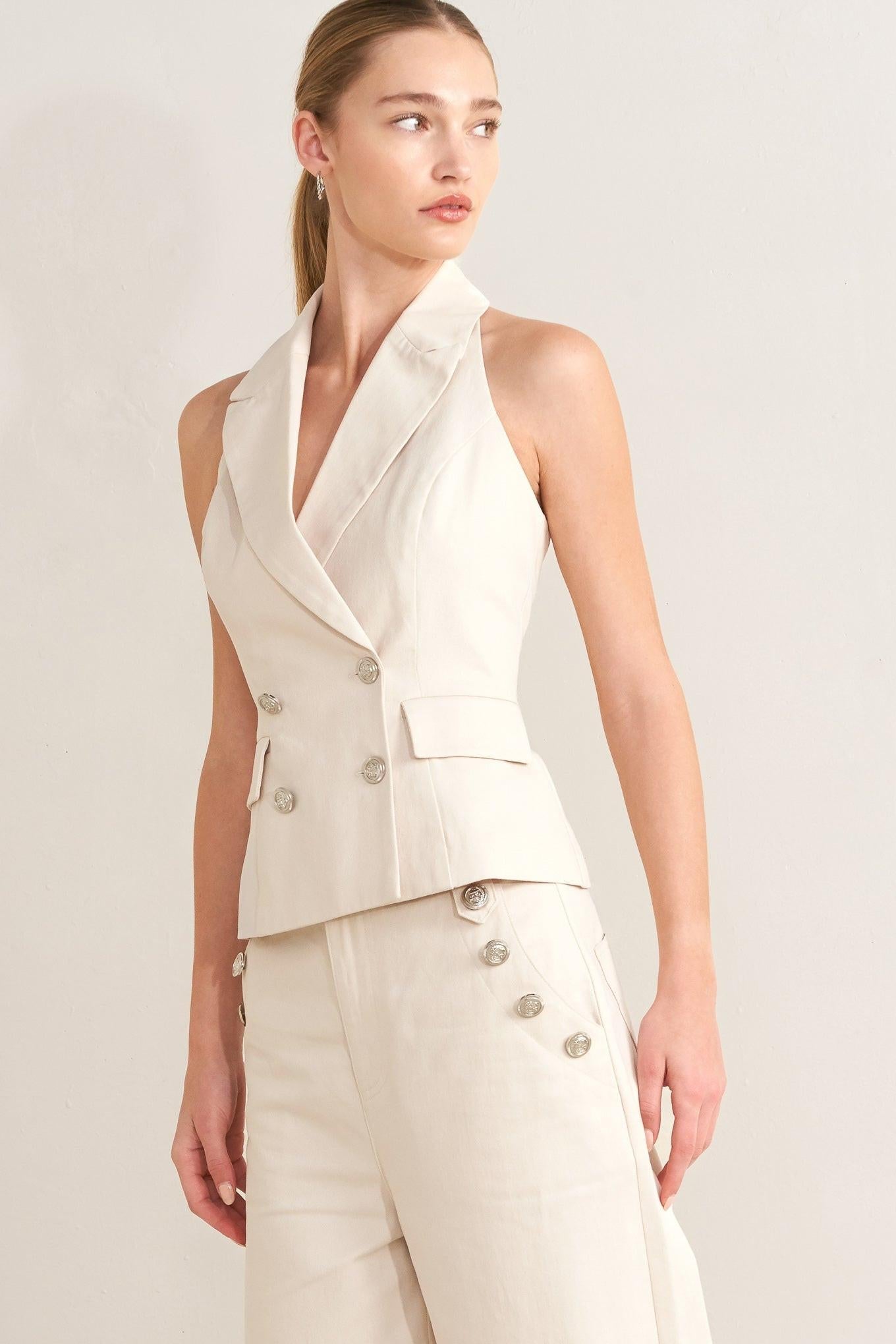RUNWAY TAILORED WOVEN VEST - Glamourous Grace